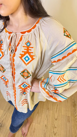 Blusa bordada Inca beige